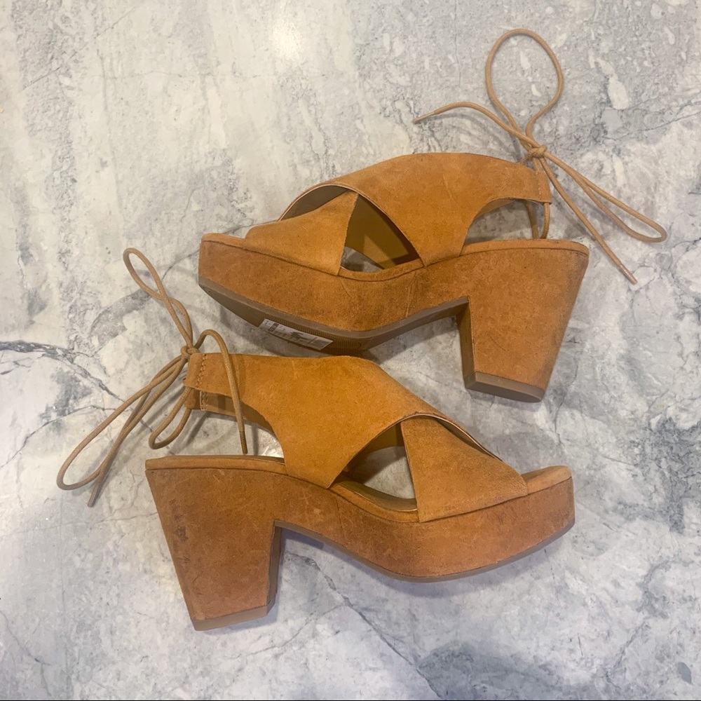 Lucky Brand platform tie back sandal sz 6 NWOT